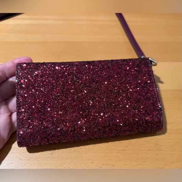 Kate Spade All that Glitters Cranberry Wristlet - phone case NWT - Picture 3 of 7